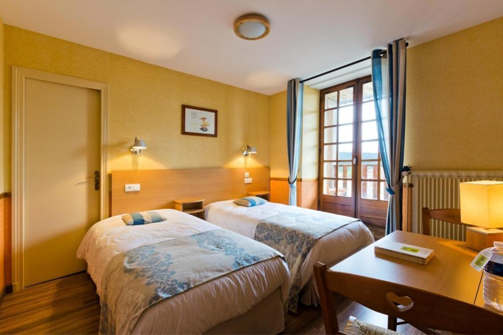Hotel La Clairiere Chambon-sur-Dolore Dış mekan fotoğraf